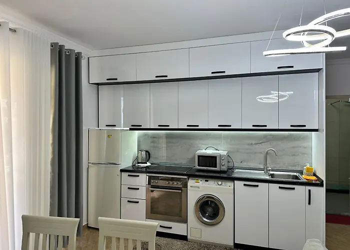 Comfortable Apartment Next To The Beach