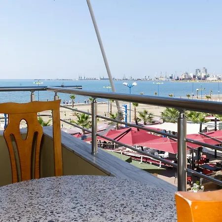 Comfortable Apartment Next To The Beach Durres Exterior photo